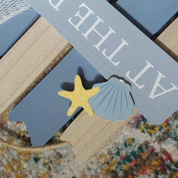 At The Beach decorative wall hanging/door sign - Picture 11 of 11